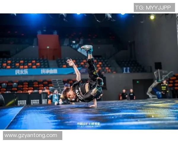 街舞热潮下的心理战：深入成都街舞队员的内心世界与成长之路